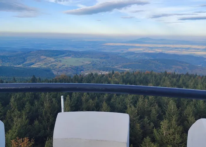 Pod Wiaduktem 아파트